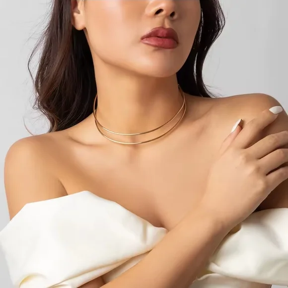 Gold Choker Necklace Elegant - Picture 4 of 5